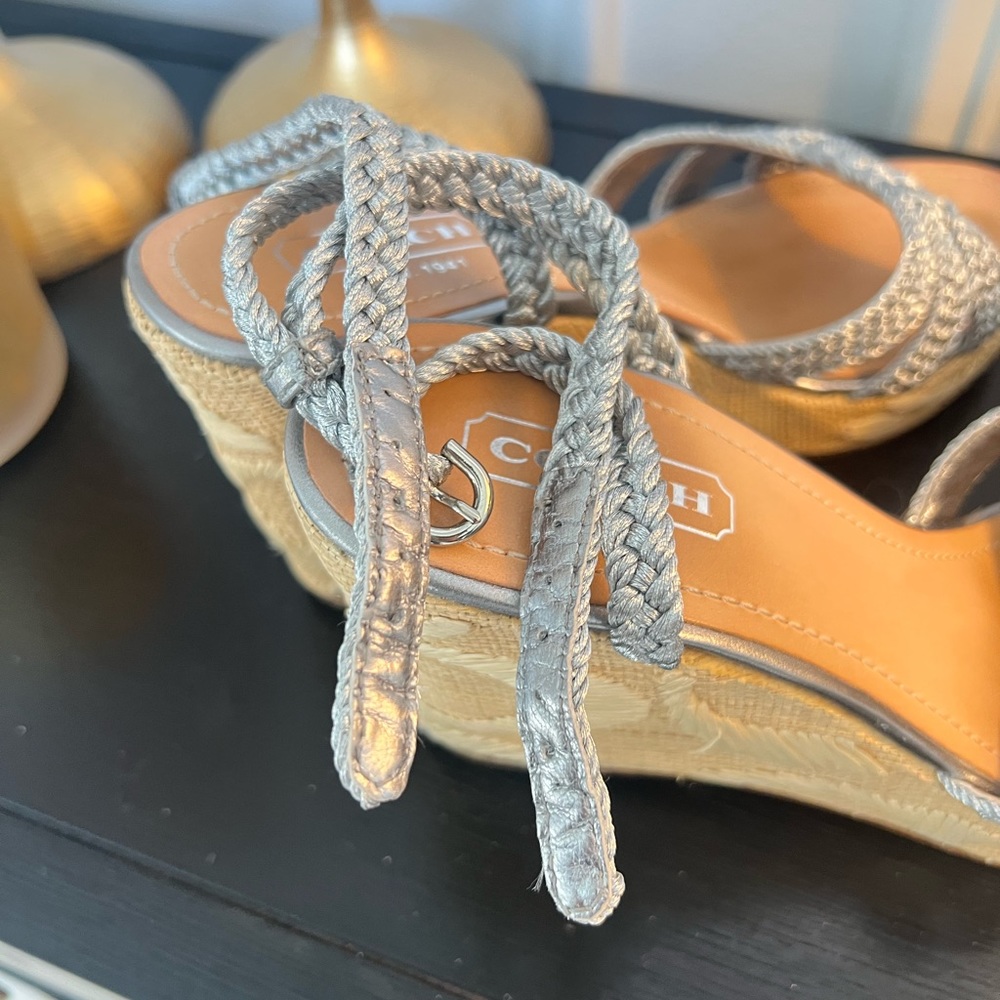 Coach Silver Espadrille Wedge Size 8.5 Surprising… - image 4
